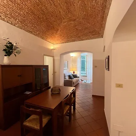 Casa Danilo Centro Mare * San Remo